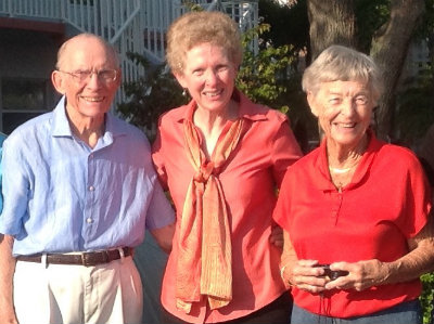 Dr. Landis, center, with her parents, Dick and Nancy Lewis. Her father, a general practitioner, inspired her to pursue a life caring for rural elders.